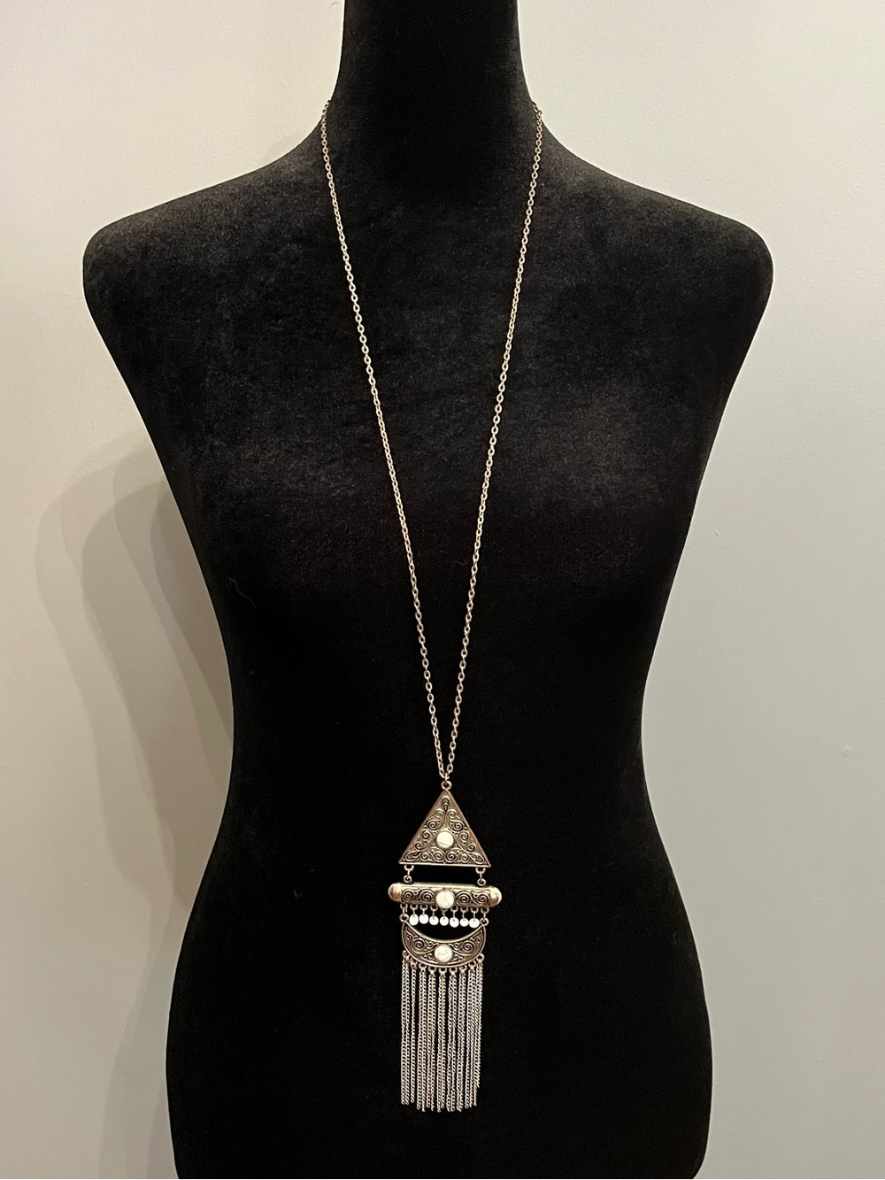 Long Silver Coloured Adjustable Chain With Ornate Pendant